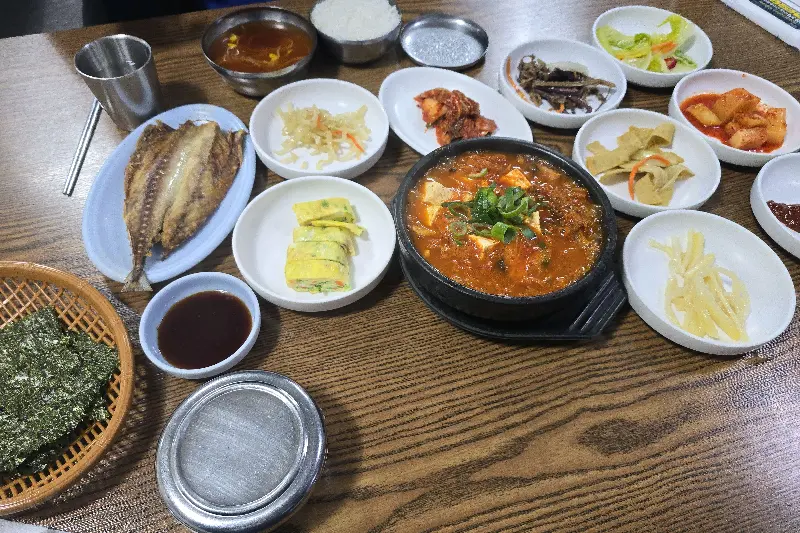 금성식당 한상차림