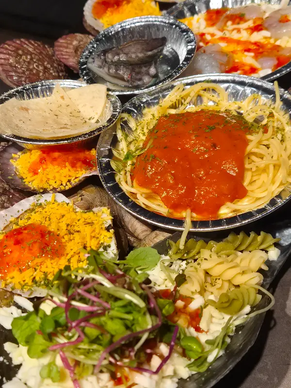 청춘조개의 풍성한 사이드 메뉴