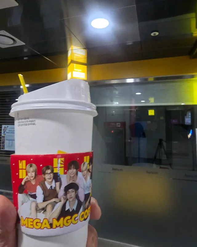 따뜻한 아메리카노