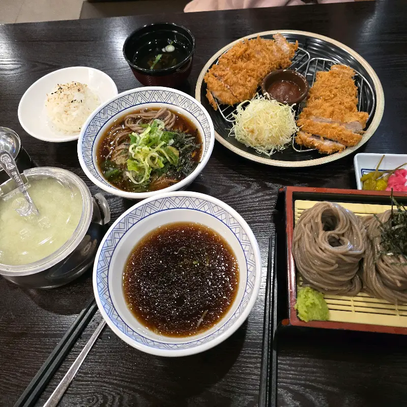 깔끔한 매장 내부