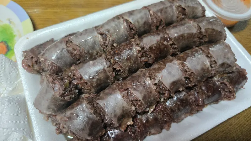 윤기가 자르르 흐르는 찰순대