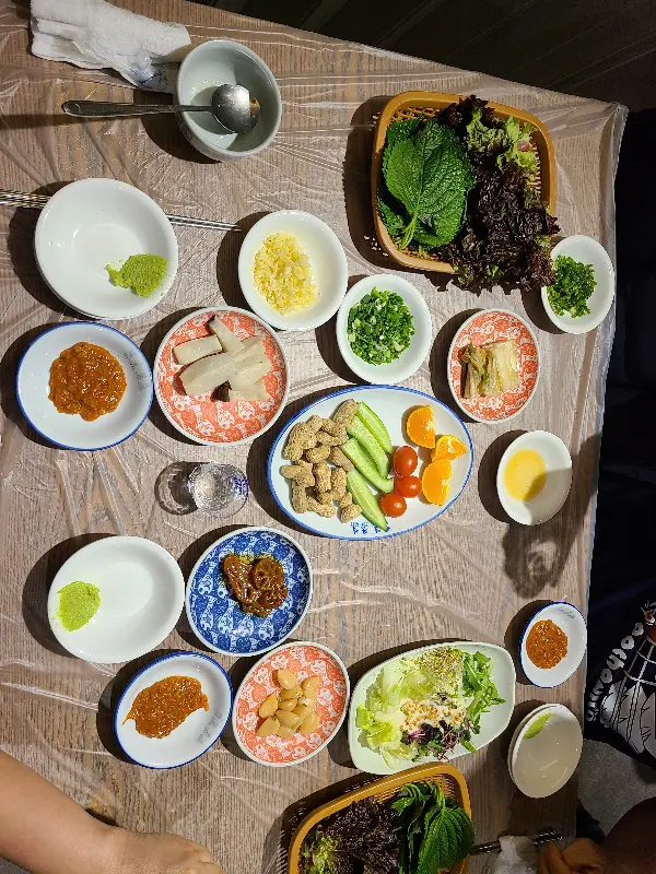 다채로운 곁들임 반찬