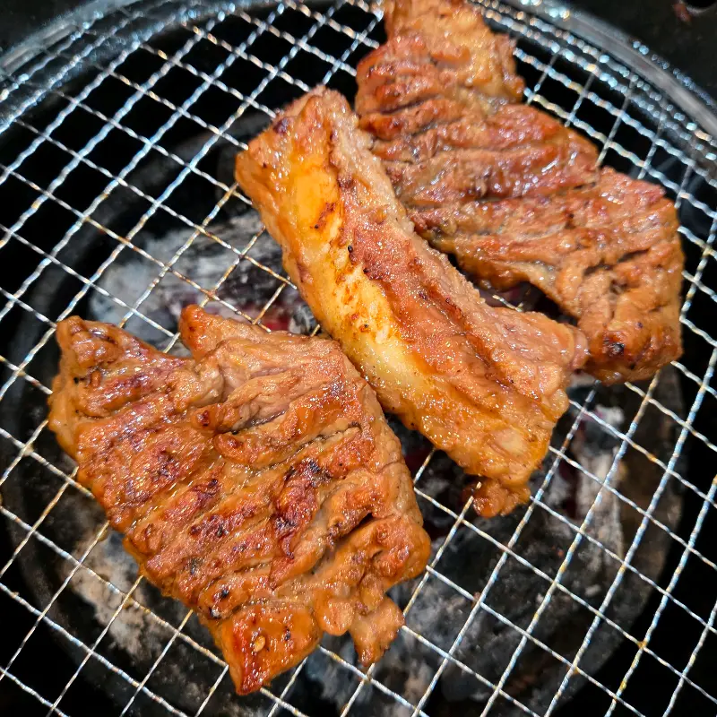 돼지갈비와 냉면의 조화