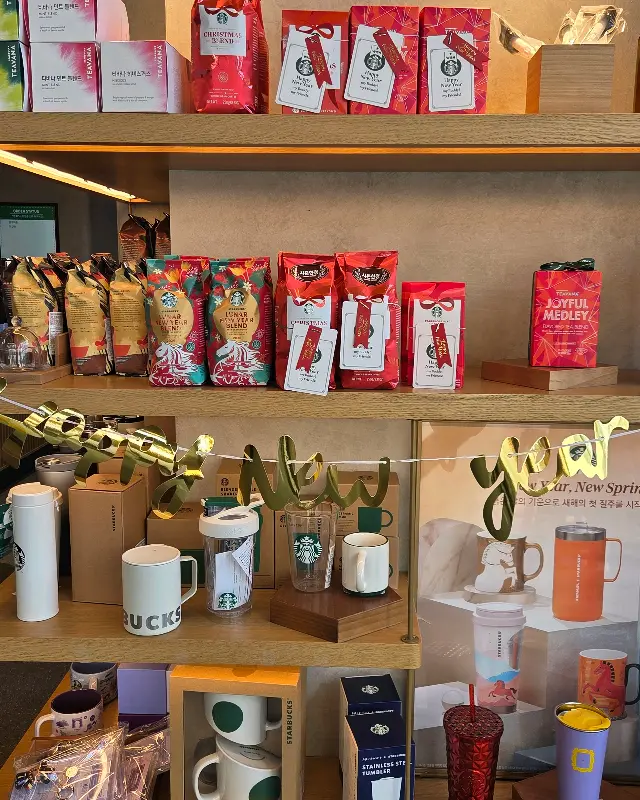 스타벅스 매장 내부
