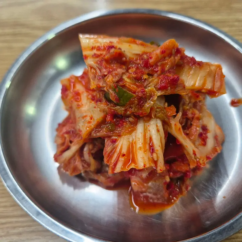 보기만 해도 군침이 도는 겉절이 김치