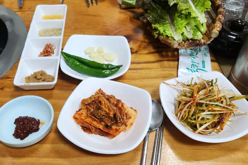 다채로운 밑반찬