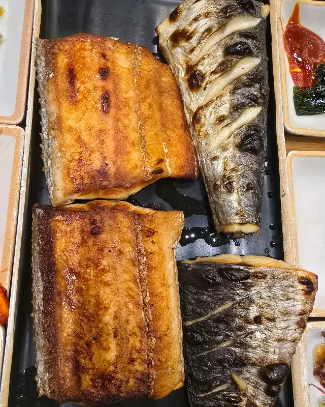 두툼한 갈치구이