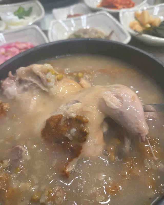 삼계탕과 반찬