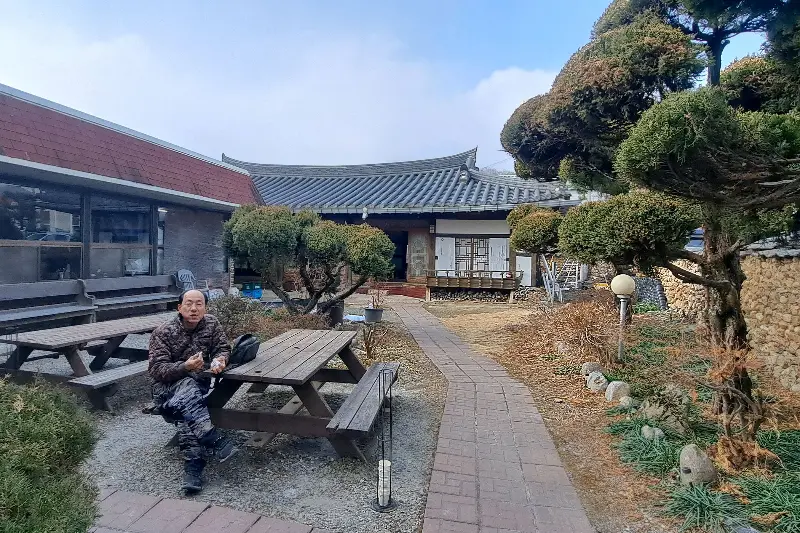 식당 외부 정경