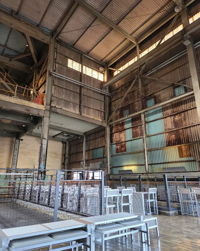 코스모40 내부 전경