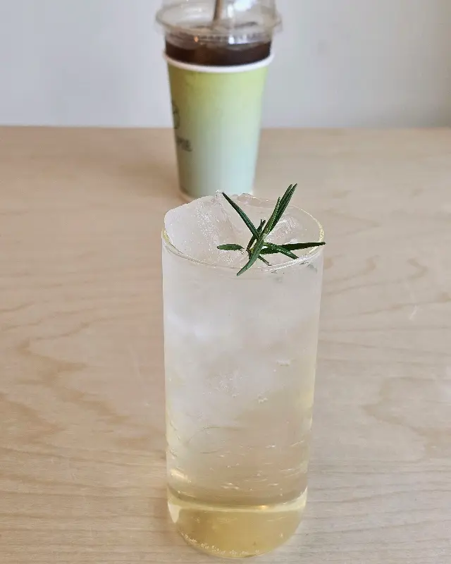 엘더플라워 에이드