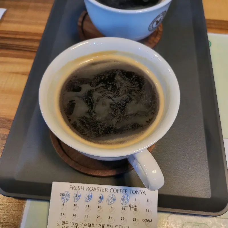 커피톤야 커피 사진