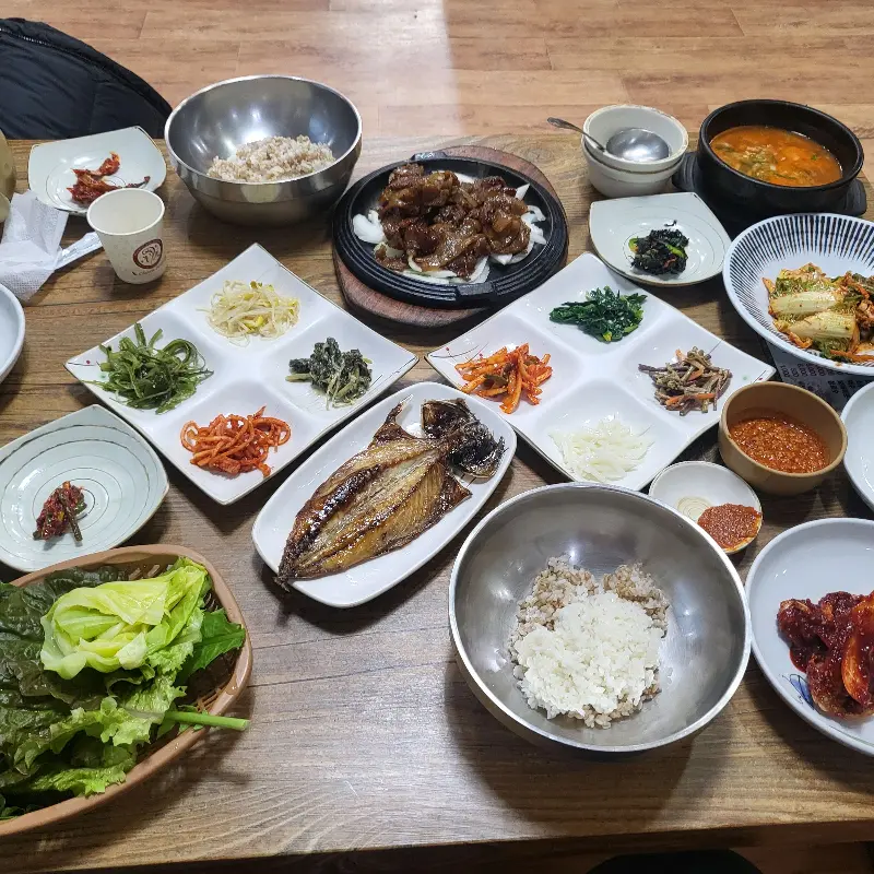 푸짐한 한 상 차림