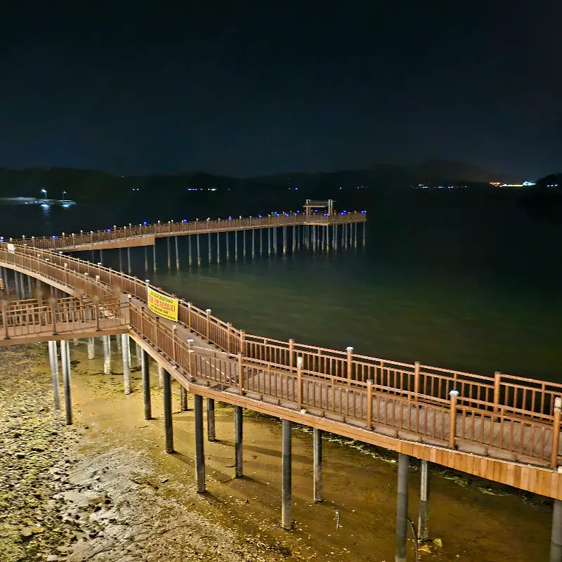 온더선셋 데크길