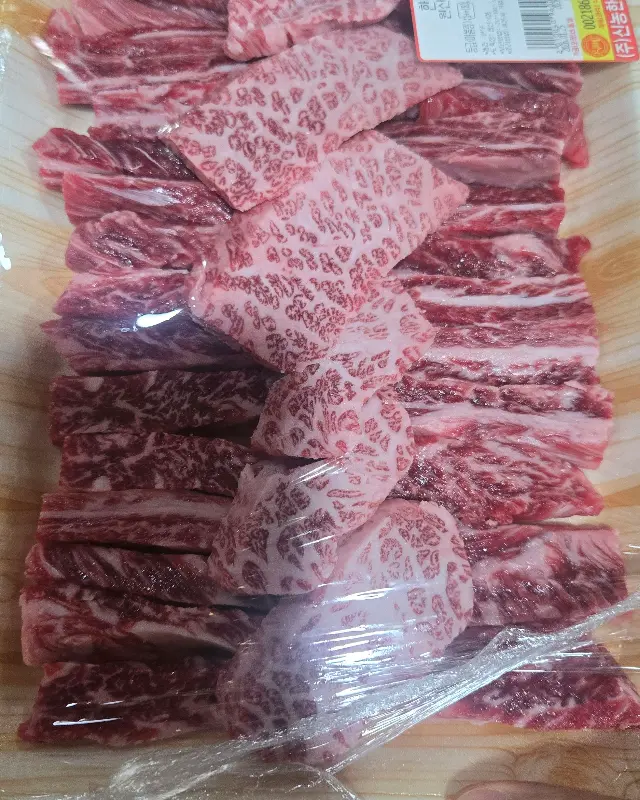 신선한 한우의 마블링