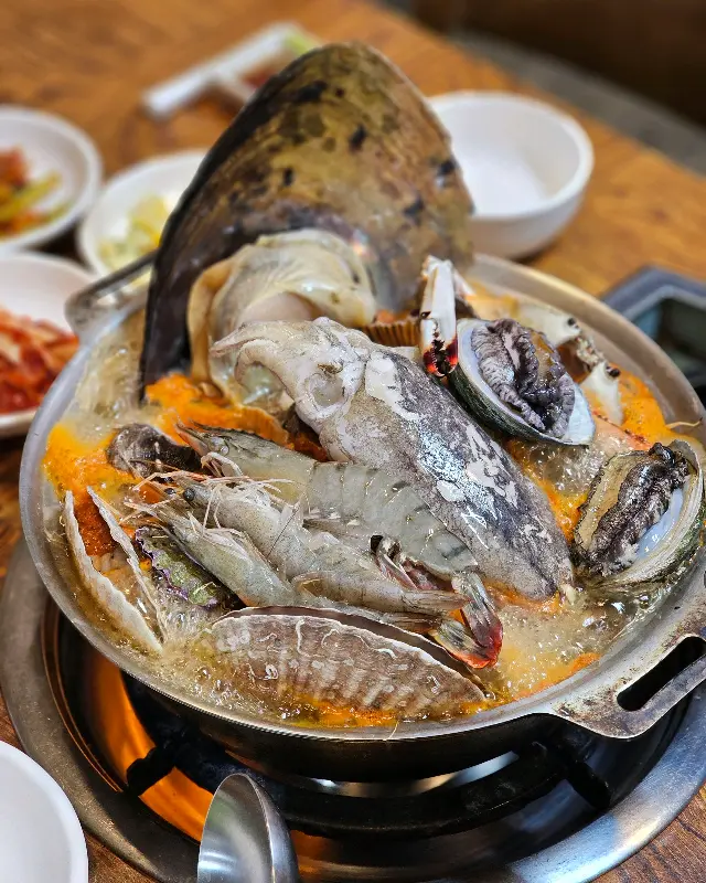해물탕 끓는 모습