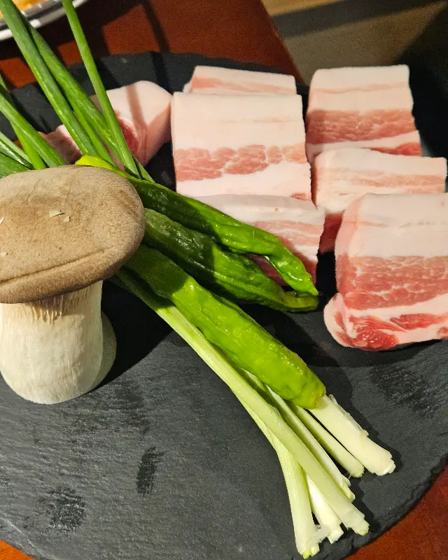 초일육의 김치찌개