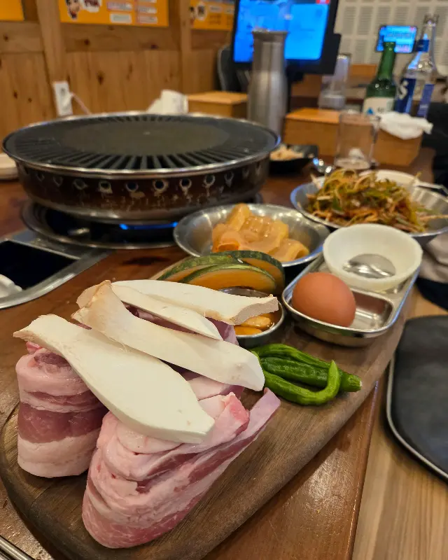 묵은지삼겹살 재료