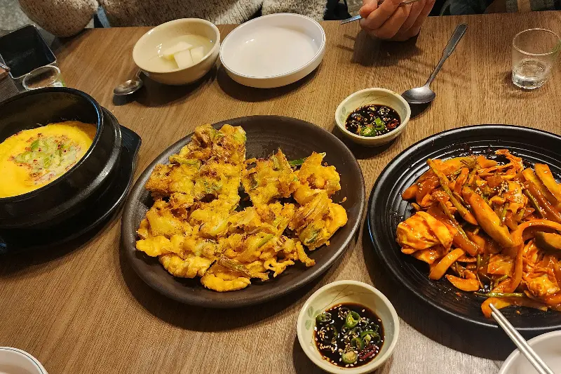 수구레 무침, 해물파전, 계란찜