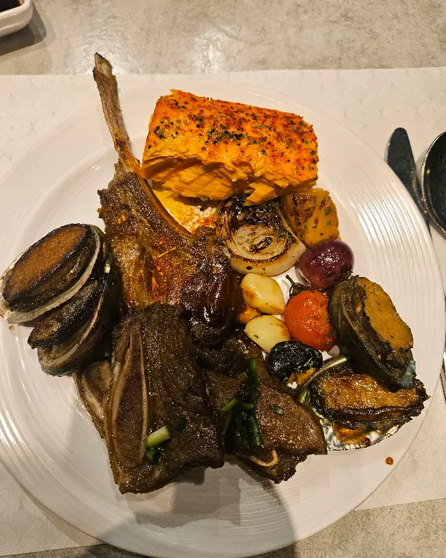 싱싱한 해산물 코너