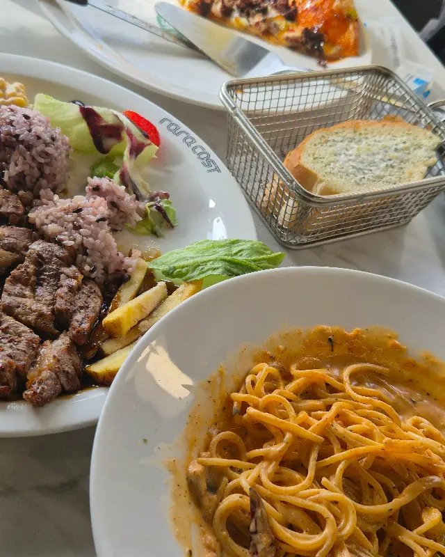 라라코스트 성주점 음식 모음