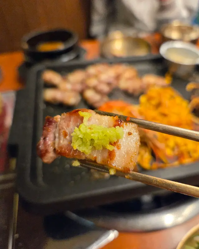 맛깔스러운 반찬들