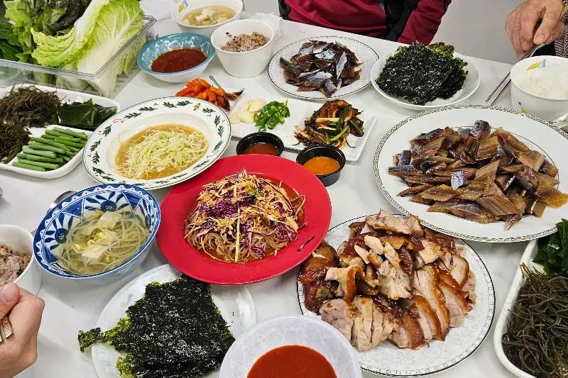 허허족발 한상차림