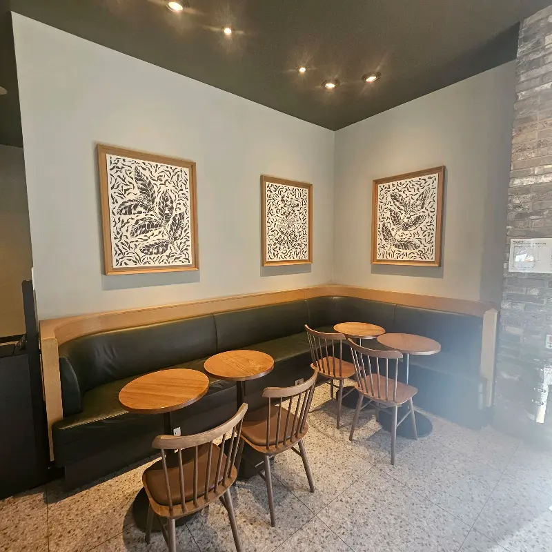 스타벅스 내부 좌석