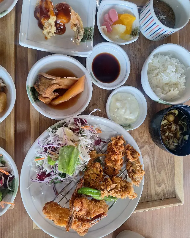 고등어 봉초밥 정식 한상차림