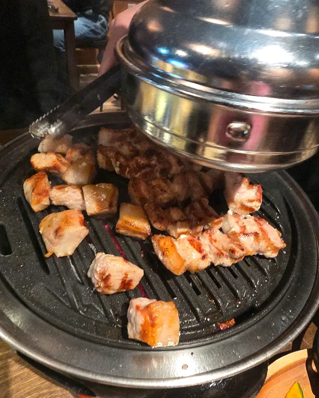 잘 익은 돼지고기