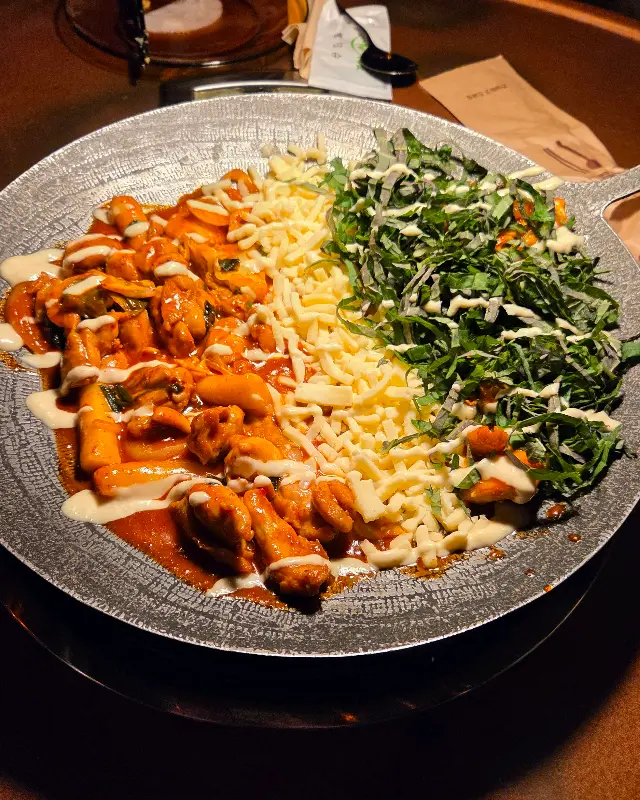 치즈 닭갈비 근접샷