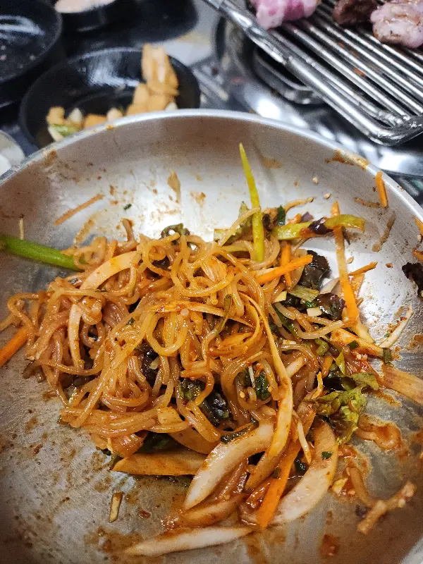 새콤달콤한 비빔쫄면