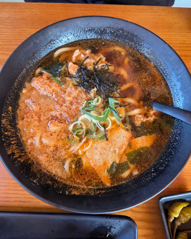 얼큰한 국물이 매력적인 순두부 짬뽕우동