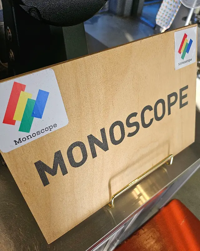 카페 모노스코프 간판