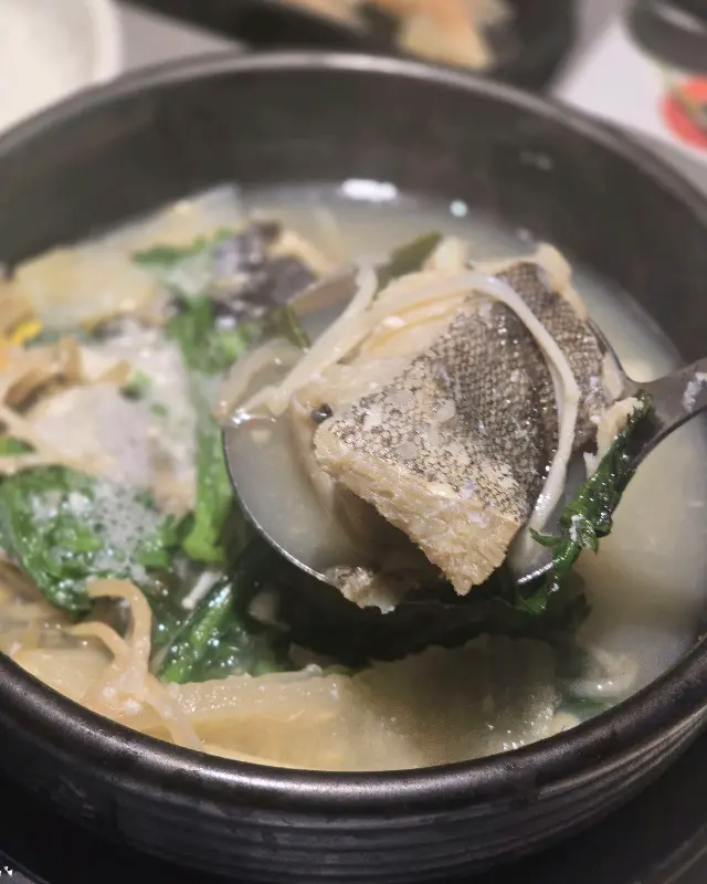 시원하고 칼칼한 꽃게탕