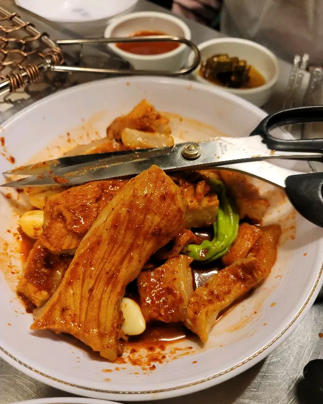 먹기 좋게 잘린 대창