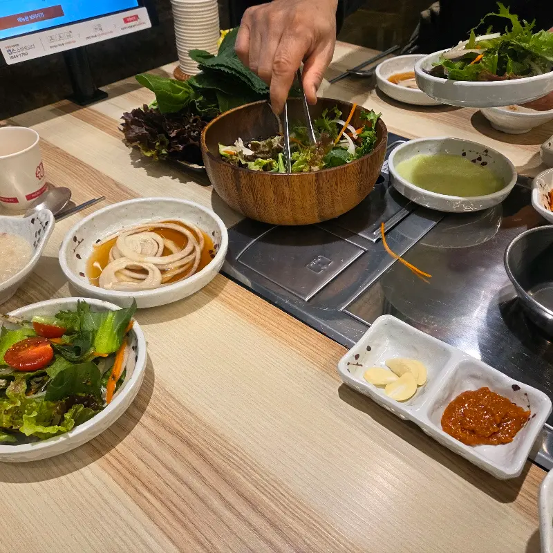 깔끔한 테이블 세팅