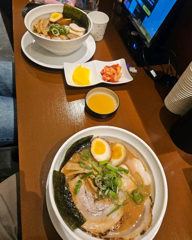 깔끔한 테이블 세팅