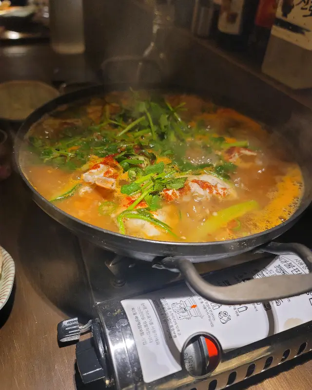 시원한 국물이 일품인 꽃게탕