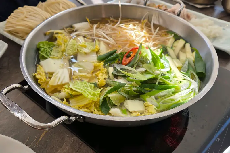 끓고 있는 연포탕