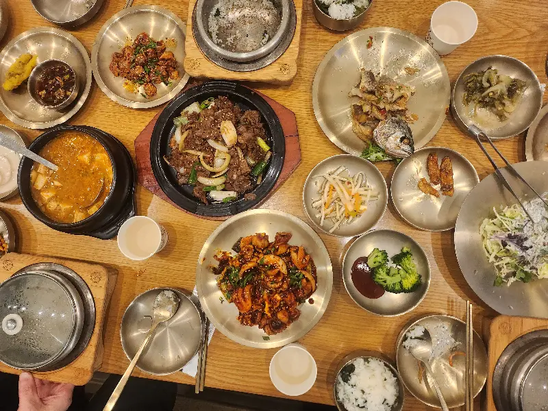 푸짐한 한상 차림