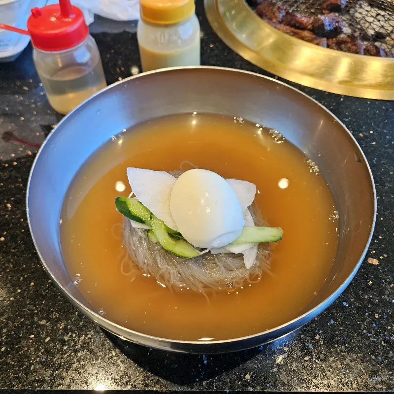 맛있게 구워진 한우