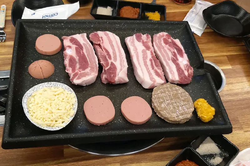 잘 익은 삼겹살