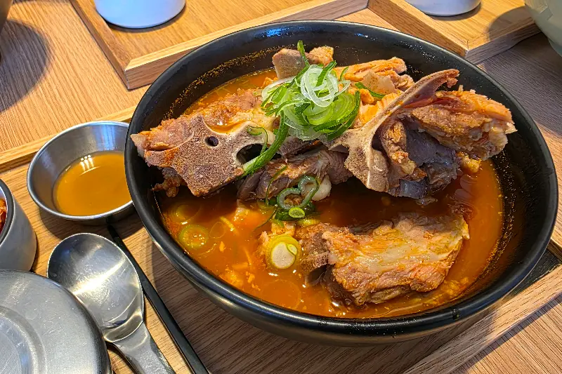 접짝뼈국 클로즈업