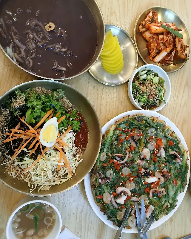 다채로운 메뉴 구성