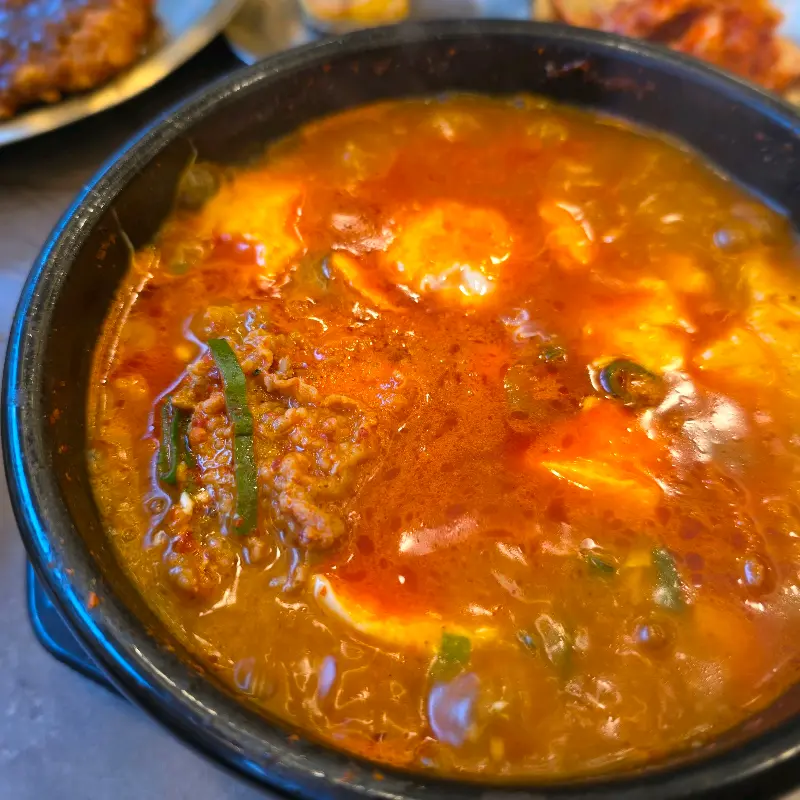 차돌박이 순두부