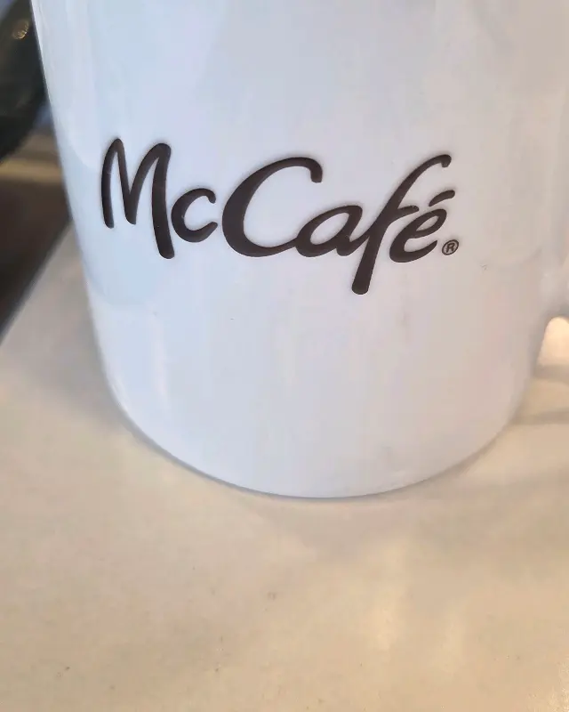 맥카페 머그컵