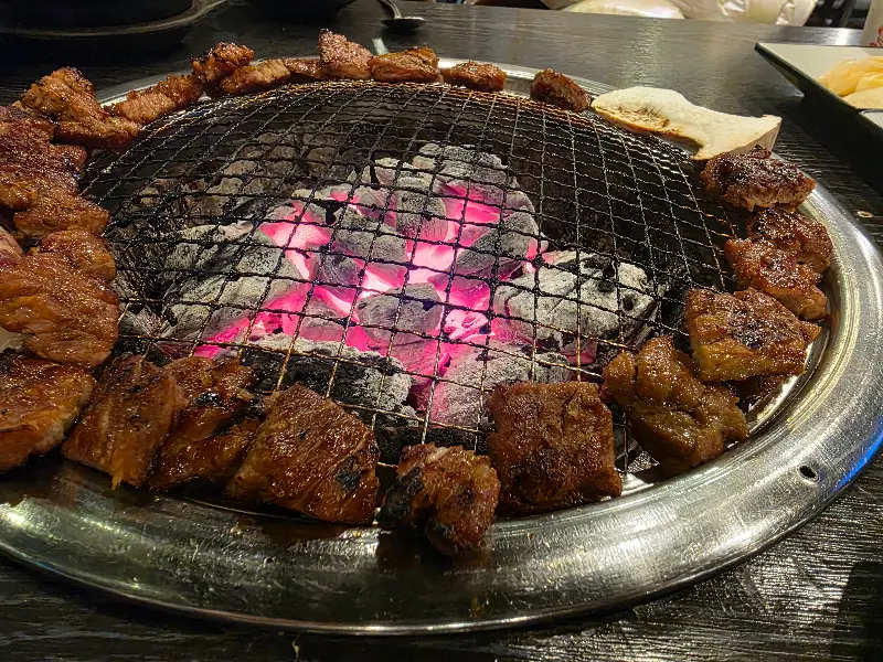 숯불 위 양념갈비