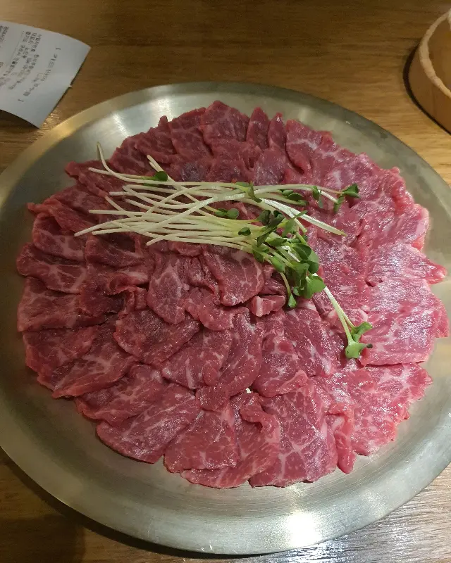 신선함이 느껴지는 뭉티기