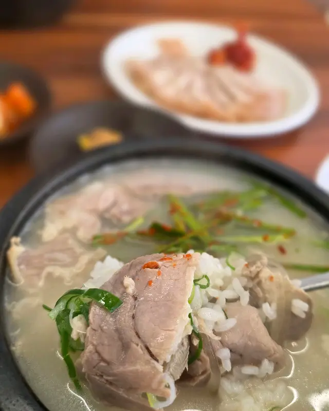 혼그릇제주 고기국밥